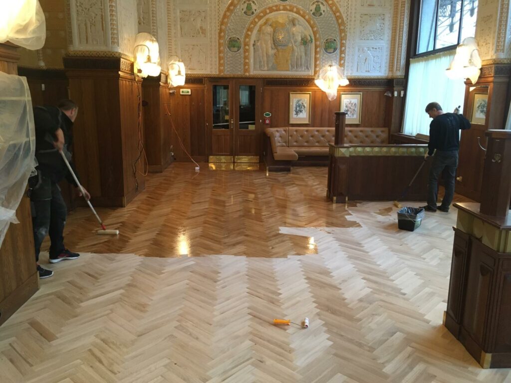 Kompletní renovace masivní dubové podlahy